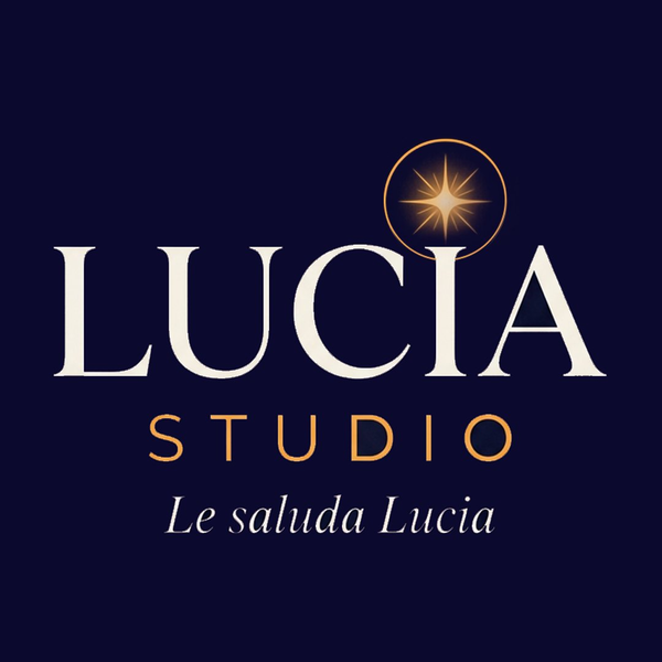 Lucía Studio — Le saluda Lucía
